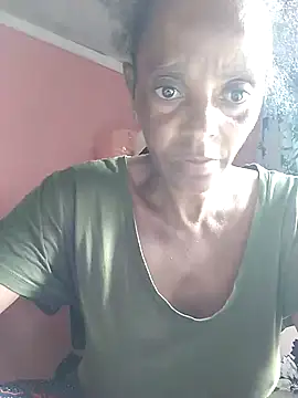 Snapshot of sweets_80 chatting on February 2025 11:53:01 AM sweets 80 online show from February 2025 11:53:01 AM