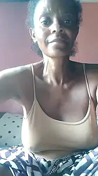 Snapshot of sweets_80 chatting on February 2025 09:15:02 AM sweets 80 online show from February 2025 09:15:02 AM