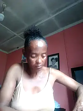 Snapshot of sweets_80 chatting on March 2025 11:42:02 AM sweets 80 online show from March 2025 11:42:02 AM
