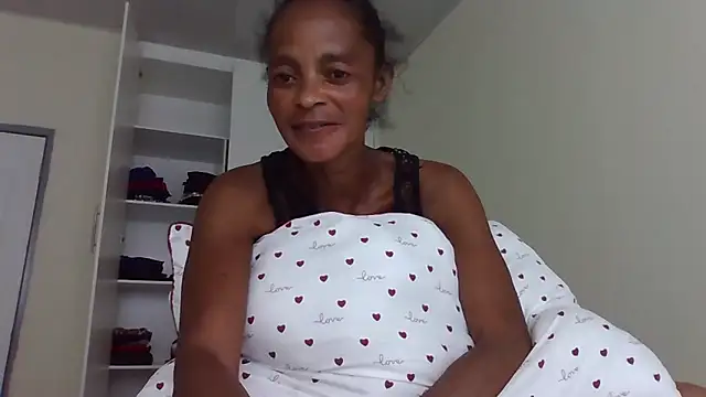 Snapshot of sweets_80 chatting on September 2025 12:10:01 PM sweets 80 online show from September 2025 12:10:01 PM