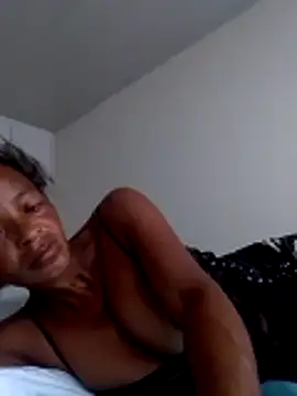 Snapshot of sweets_80 chatting on October 2025 03:42:02 AM sweets 80 online show from October 2025 03:42:02 AM