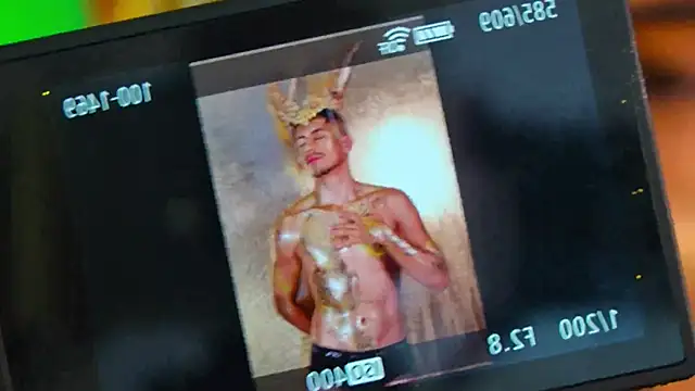 Aaronfox x online show from December 2024 05:03:01 PM