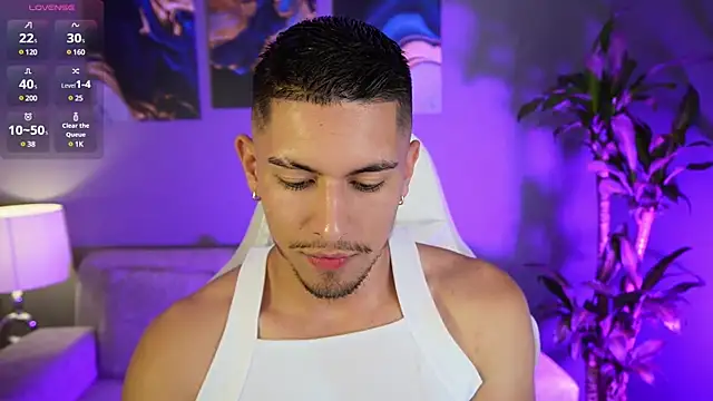 Aaronfox x online show from January 2025 11:33:02 PM