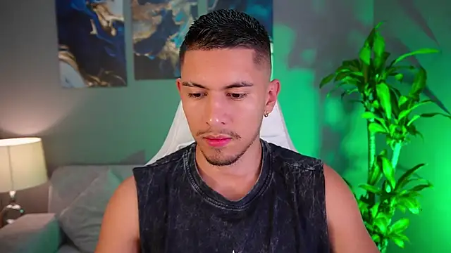 Aaronfox x online show from January 2025 12:09:02 AM