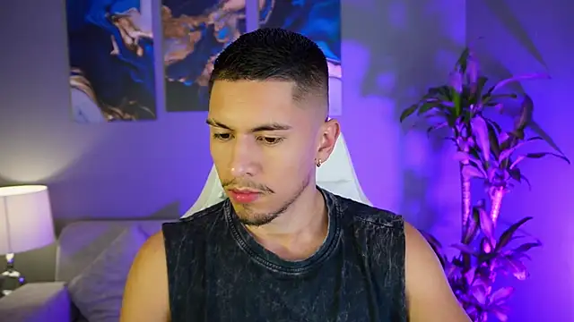 Aaronfox x online show from January 2025 03:43:01 AM