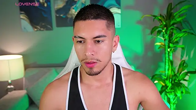 Aaronfox x online show from January 2025 11:03:02 PM