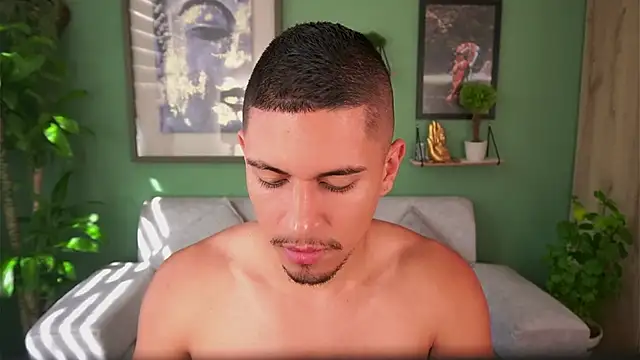 Aaronfox x online show from March 2025 02:07:02 PM