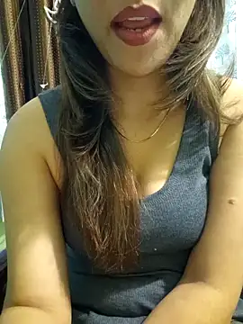 Snapshot of MIss-Naina chatting on December 2024 05:55:01 PM MIss-Naina online show from December 2024 05:55:01 PM