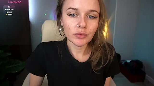 MaribelRiverr  online show from December 2024 09:46:01 AM