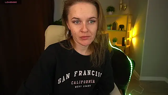 MaribelRiverr  online show from December 2024 06:30:02 AM