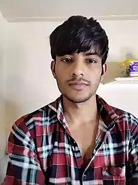 kingkartik7 online show from January 2025 01:06:02 PM
