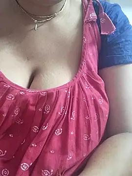 Snapshot of miss-Riy chatting on March 2025 04:02:01 PM miss-Riy online show from March 2025 04:02:01 PM