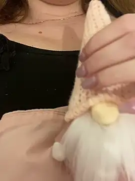 Snapshot of EvaRush chatting on December 2024 12:31:02 AM EvaRush online show from December 2024 12:31:02 AM