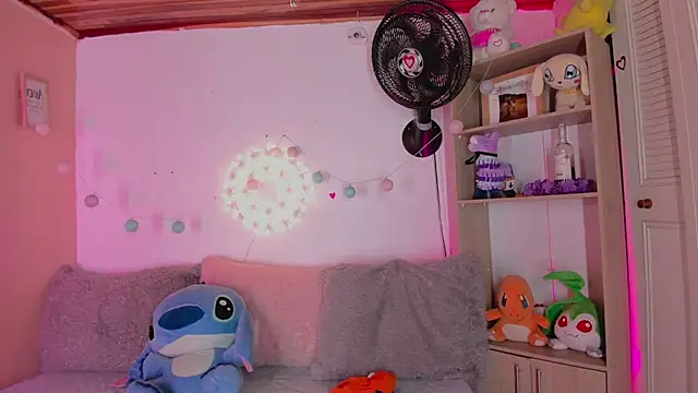 mara jackson  online show from March 2025 08:52:01 PM