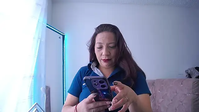 lorenalover24 online show from February 2025 04:57:02 PM