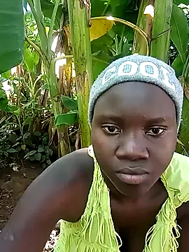 Black juicy24 online show from January 2025 12:10:01 PM