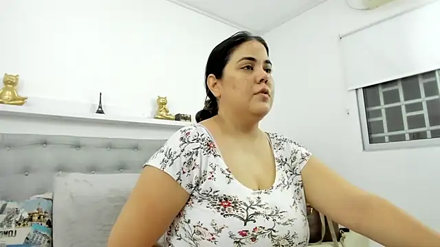 Snapshot of Dalia_20 chatting on September 2025 11:50:01 PM Dalia 20 online show from September 2025 11:50:01 PM