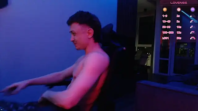 Snapshot of alex_nash chatting on October 2025 07:56:01 PM alex nash online show from October 2025 07:56:01 PM