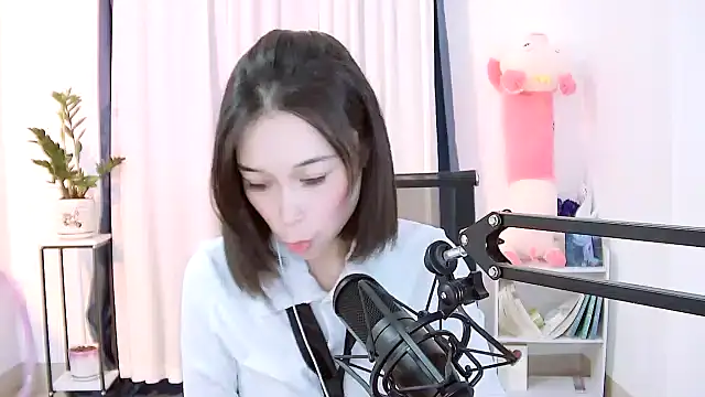 Amity-ox online show from January 2025 08:21:02 PM