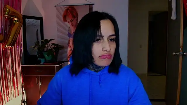 Snapshot of TinnaDawsom chatting on October 2025 12:52:01 AM TinnaDawsom online show from October 2025 12:52:01 AM