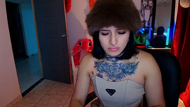 Snapshot of TinnaDawsom chatting on October 2025 11:21:02 PM TinnaDawsom online show from October 2025 11:21:02 PM