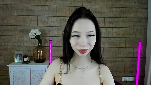 MaliaLandre online show from March 2025 05:38:01 AM