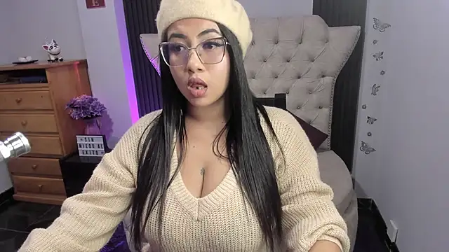 Sexy cristall  online show from October 2025 11:28:02 PM