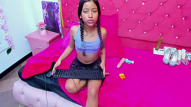 SamaraPrice69 online show from January 2025 09:51:01 PM