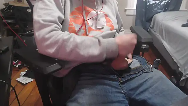 chicostick413 online show from December 2024 06:13:01 PM