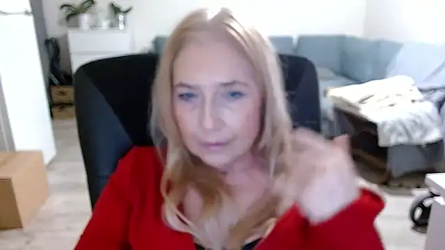 sofia xkiss online show from December 2024 07:38:02 AM