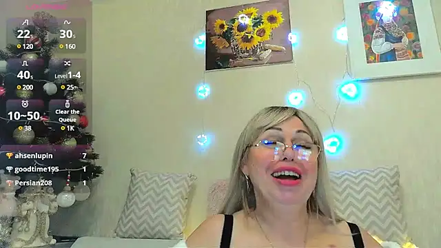 SusieNoreen online show from January 2025 11:50:02 AM