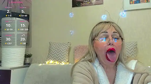 SusieNoreen online show from January 2025 11:23:02 AM