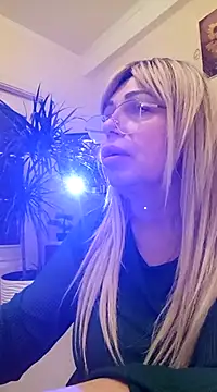 SusieNoreen online show from March 2025 08:38:02 AM