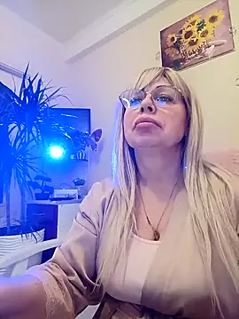 SusieNoreen online show from March 2025 01:53:02 AM