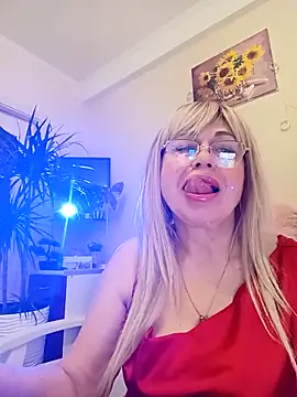 SusieNoreen online show from March 2025 12:33:02 AM