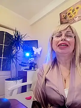 SusieNoreen online show from March 2025 01:16:01 AM