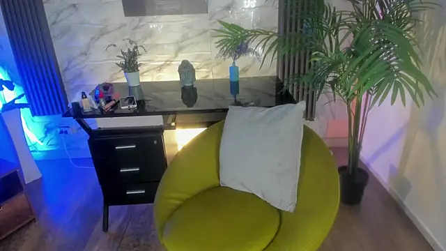 Snapshot of SofiaGomez420 chatting on February 2025 03:41:02 AM SofiaGomez420 online show from February 2025 03:41:02 AM