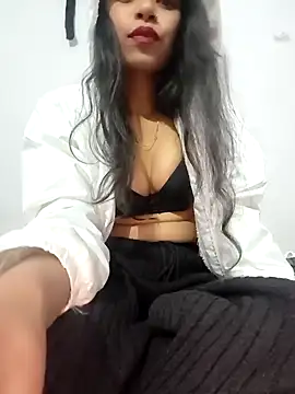 catreena online show from December 2024 09:31:02 PM