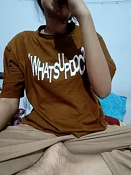 Snapshot of catreena chatting on October 2025 07:01:02 PM catreena online show from October 2025 07:01:02 PM