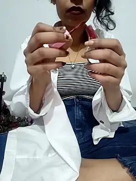 Snapshot of catreena chatting on October 2025 07:24:01 PM catreena online show from October 2025 07:24:01 PM