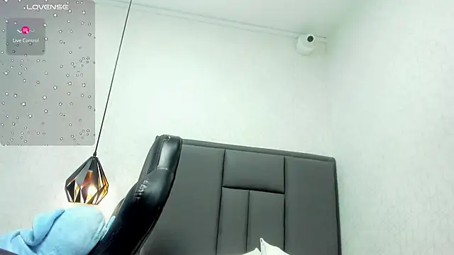 MAILYLOVE1 online show from February 2025 03:36:02 PM