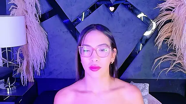 KylieWhite online show from October 2025 07:43:02 AM