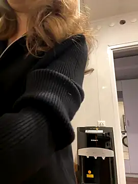 CharleneWoods online show from October 2025 04:59:01 AM