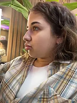 CharleneWoods online show from November 2025 02:28:01 PM