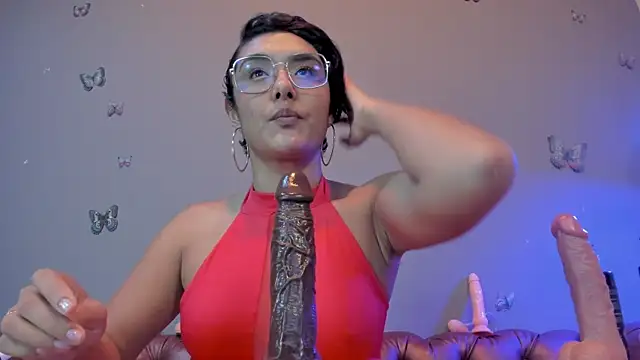 Kaira mosse online show from December 2024 03:31:01 PM