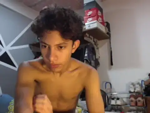 Snapshot of ferchitibellako chatting on December 2024 04:49:02 PM ferchitibellako online show from December 2024 04:49:02 PM