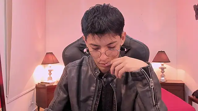 alexandersawyer online show from November 2025 01:04:02 PM