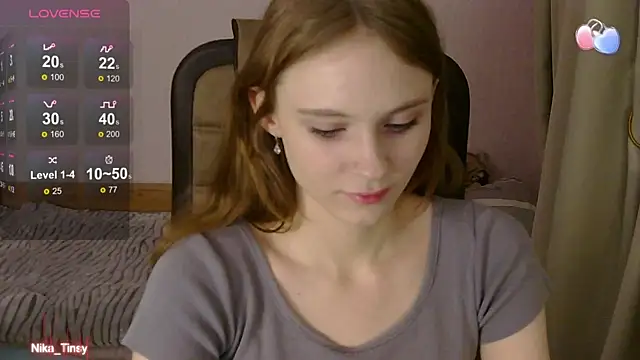 nika tinsy online show from November 2025 05:35:02 PM