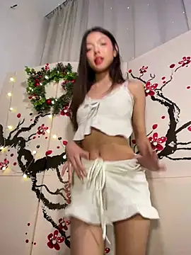 DesiredHoney online show from December 2024 06:27:01 PM