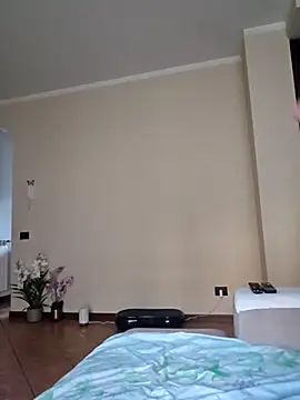 Snapshot of MichelleCara chatting on October 2025 07:16:01 AM MichelleCara online show from October 2025 07:16:01 AM